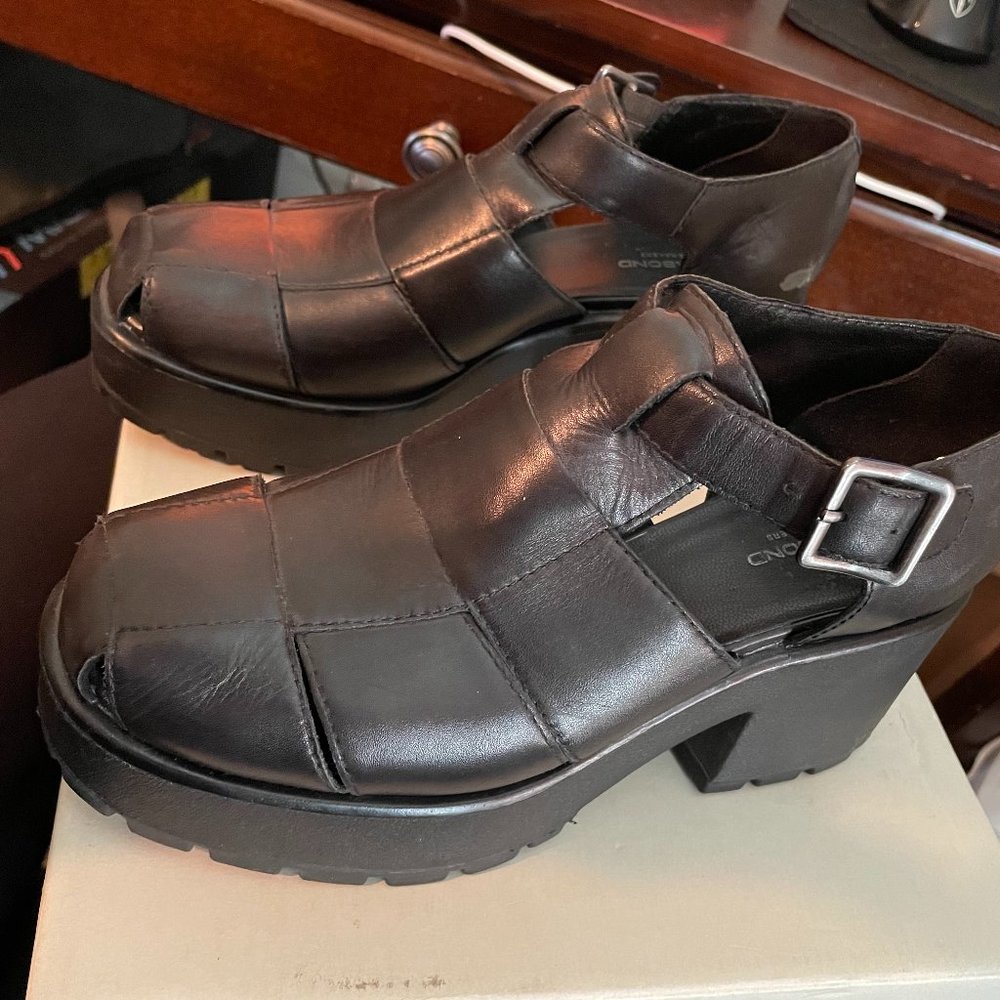 Vagabond Mary Jane Platforms